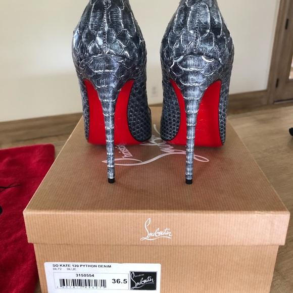 Christian Louboutin So Kate Python - Picture 2 of 6